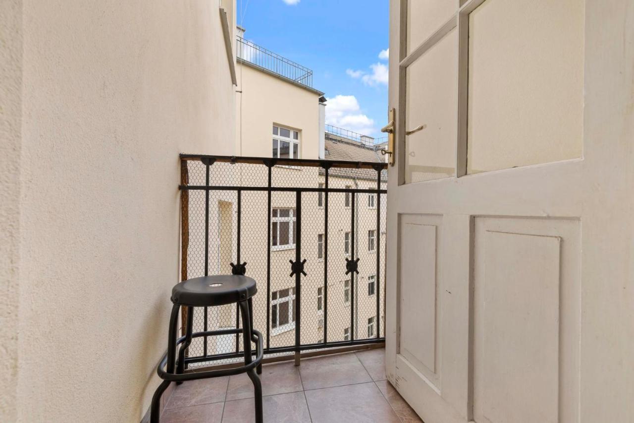 Ah Legionarska Apartment